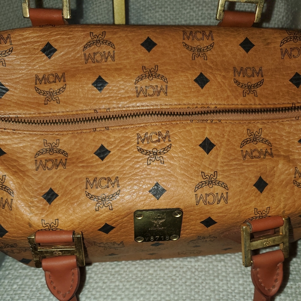 MCM Visetos Brown Monogram Handbag - Picture 9 of 16